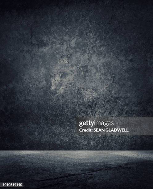 empty space - black wall stock pictures, royalty-free photos & images