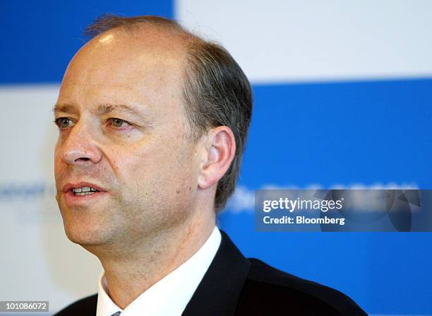 Biogen Ceo 159 Christopher Viehbacher Photos & High Res Pictures - Getty Images