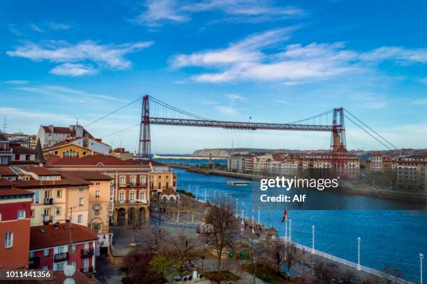 vizcaya bridge - provincia de vizcaya fotografías e imágenes de stock