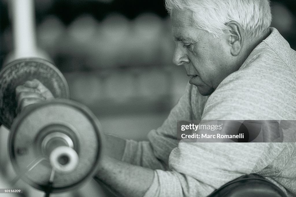 70 YEAR OLD MAN USING WEIGHTS IN SANTA FE, NEW MEXICO