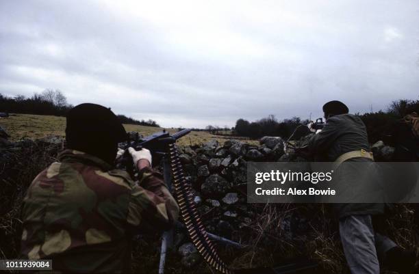 Ira With Rifles 2,510 Irish Republican Army Stock Photos, High-Res Pictures, and Images ...