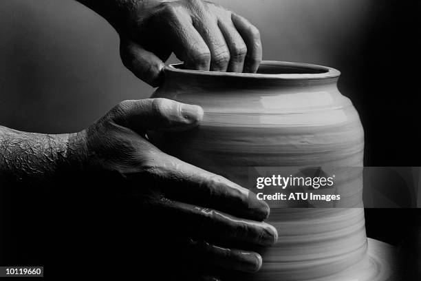 pottery wheel - black and white hands stock pictures, royalty-free photos & images