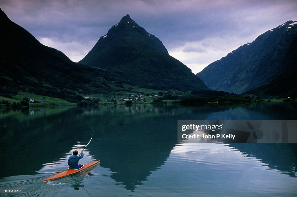 NORWEGIAN BEAT KAYAK