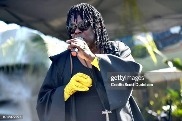 Proph3ci Singer 65 Rapper Prophet Stock Photos, High-Res Pictures, and Images - Getty ...