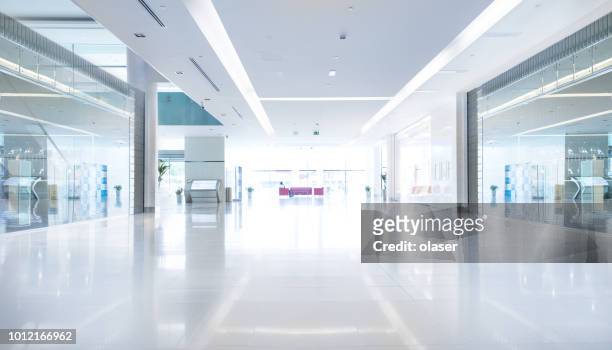 empty shopping centre in sunset, dubai - mall inside stock pictures, royalty-free photos & images
