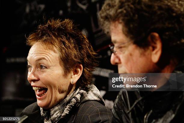 Lou Reed Wife Lou Reed Laurie Anderson Photos and Premium High Res Pictures - Getty ...
