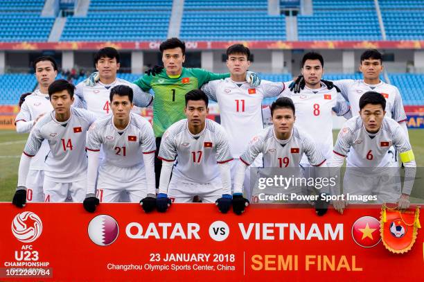 Vietnam squad pose for team photo during the AFC U23 Championship China 2018 Semi Finals match between Qatar and Vietnam at Changzhou Olympic Sports...