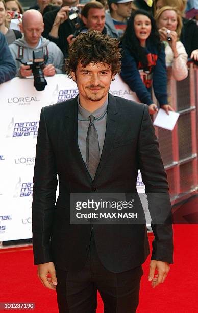 British actor Orlando Bloom arrives at the National Movie Awards in London's Royal Festival Hall on May 26, 2010. AFP Photo/MAX NASH