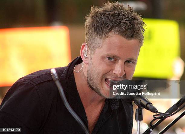 One Count Singer 97 Lead Singer One Republic Stock Photos, High-Res Pictures, and Images ...