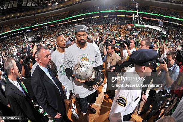 Rasheed Rahry 54 Rasheed Wallace Celebrate Champion Stock Photos, High-Res Pictures ...