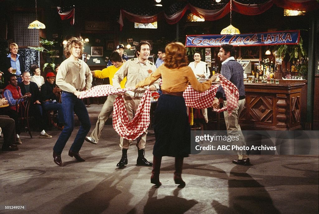 JEFF CONAWAY;TONY DANZA;ANDY KAUFMAN;MARILU HENNER;JUDD HIRSCH