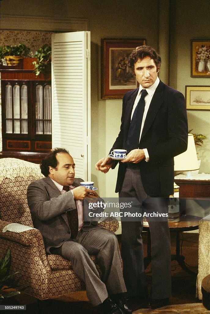 DANNY DEVITO;JUDD HIRSCH