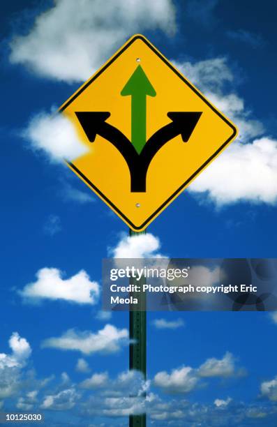 Question Mark Traffic Sign Photos and Premium High Res Pictures - Getty ...