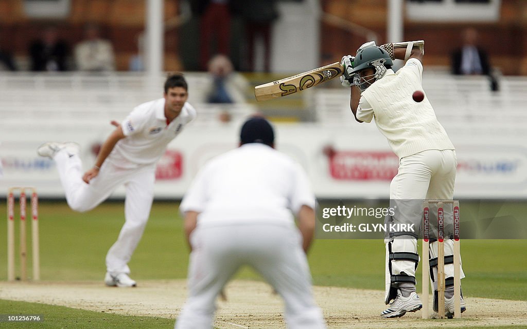 Bangladesh's Shakib Al Hasanon (R) looks