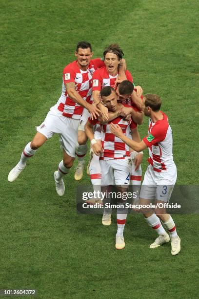 Ivan Perisic of Croatia celebrates with teammates Dejan Lovren , Luka Modric , Ante Rebic and Ivan Strinic after scoring their 1st goal during the...