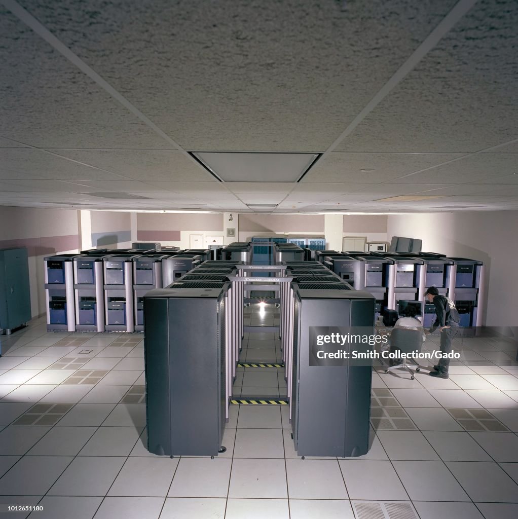 Mainframe Base2000 High-angle view of computer room with NAS Origin 2000 mainframe... News ...