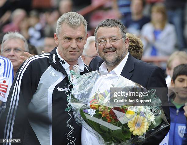 Dietmar Demuth , coach of Babelsberg, and Rainer Speer, Praesident of Babelsberg, after the Regionalliga match between SV Babelsberg and FC St. Pauli...