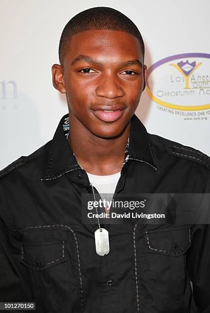 Singer/actor Mishon Ratliff attends the 4th Annual Community Awards Red Carpet Gala at the Boyle Heights Technology Youth Center on May 28, 2010 in...