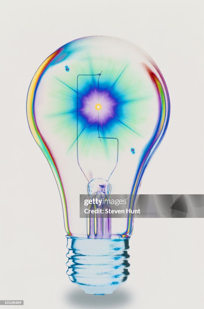 LIGHT BULB, IDEAS, ILLUMINATION, LIGHT