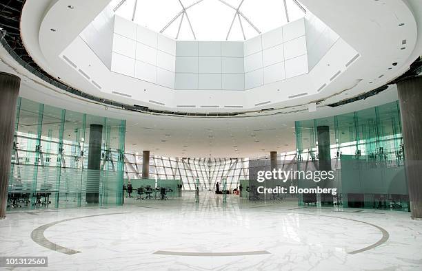 18 Dubai Multi Commodities Centre Stock Photos, High-Res Pictures, and ...