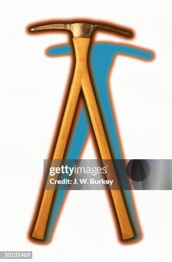 PICK WITH TWO HANDLES PICK WITH TWO HANDLES