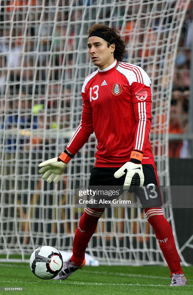Netherlands v Mexico - International Friendly