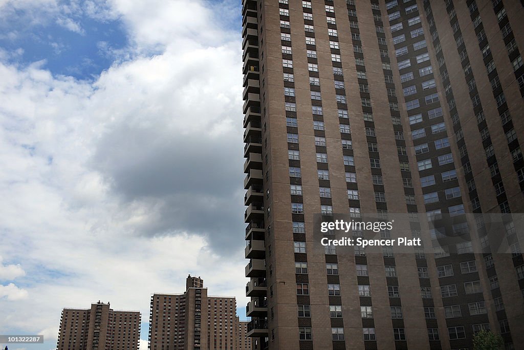 Union Workers Strike At Nation's Largest Housing Development In The Bronx