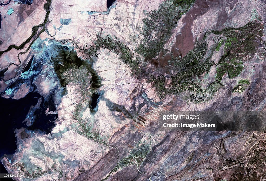 IRAQS BORDER WITH IRAN, SATELLITE IMAGE