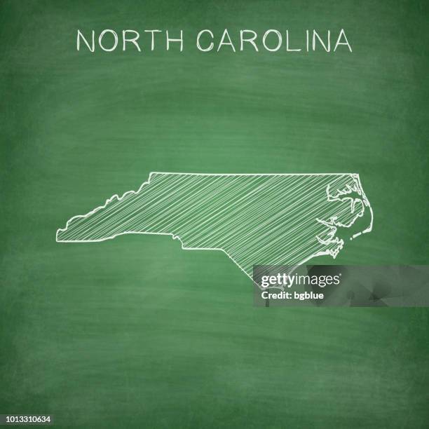 north carolina karte gezeichnet auf tafel - tafel - charlotte stock-grafiken, -clipart, -cartoons und -symbole