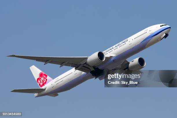 avion de china airlines - china airlines photos et images de collection