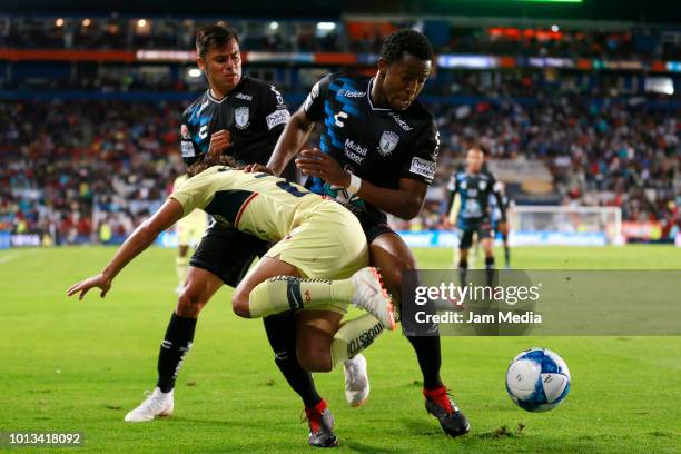 Diego Lainez of America and Oscar Murillo of Pachuca compete for the ball during the third round match between Pachuca and Club America as part of...