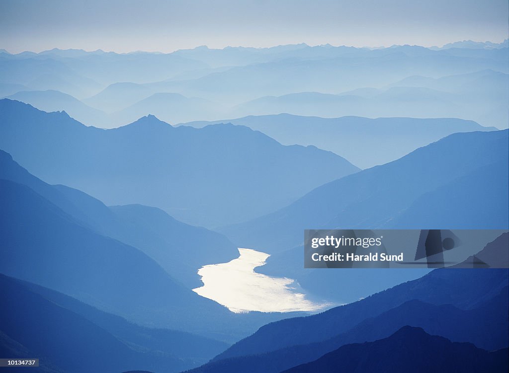 MOUNTAIN RANGES, ROCKY MOUNTAINS, BRITISH COLUMBIA, CANADA