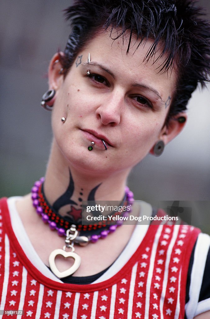 PUNK GIRL, LONDON