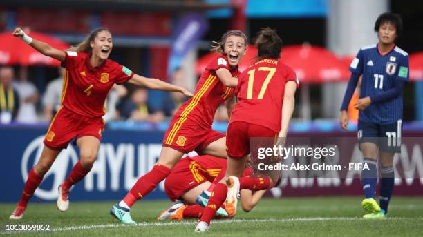 Carmen Menayo of Spain celebrates her team's first goal with team mates during the FIFA U-20 Women's World Cup France 2018 group C match between...