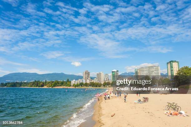 english bay beach - english bay stockfoto's en -beelden