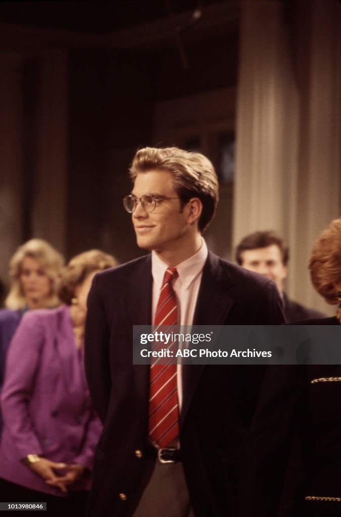 Michael Weatherly appearing on the soap opera 'Loving'. News Photo ...