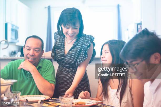 filipino family - filipino family stock pictures, royalty-free photos & images