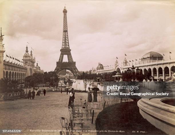 The Exhibtion of 1900, Eiffel Tower and the Trocadero - Paris, Original title on photograph in French reads 'Exposition Universalle de 1900 - La Tour...