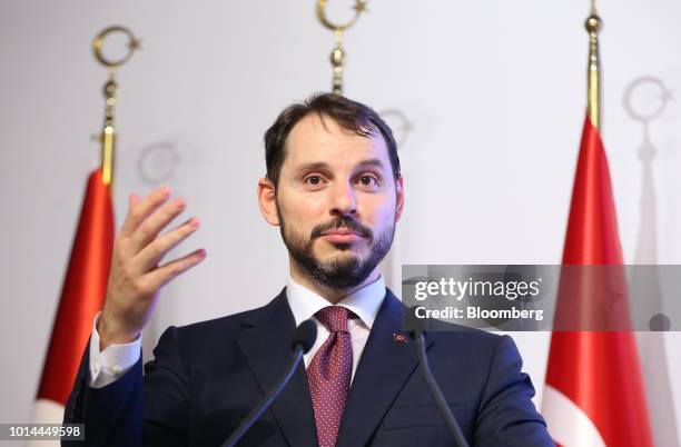 Berat Albayrak, Turkey's treasury and finance minster, gestures as he speaks during a news conference in Istanbul, Turkey, on Friday, Aug. 10, 2018....