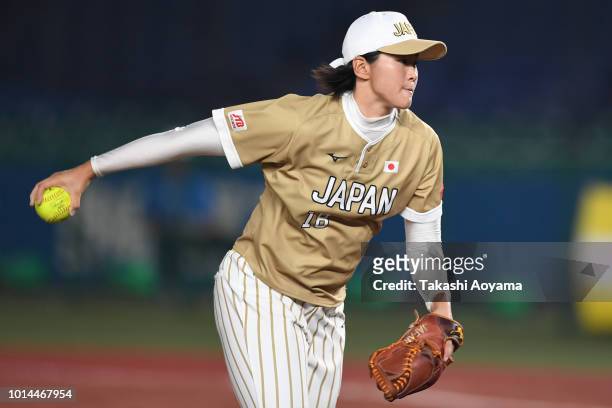 Misaki Katsumata of Japan pitches against Puerto Rico during their Playoff Round at ZOZO Marine Stadium on day nine of the WBSC Women's Softball...