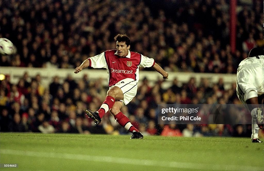 Davor Suker of Arsenal