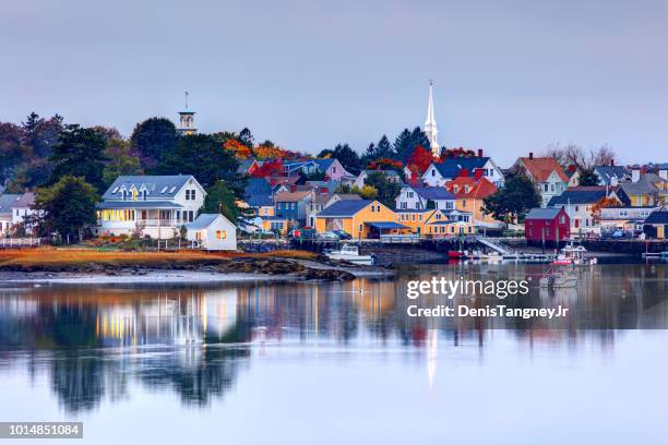 herbst in portsmouth, new hampshire - portsmouth hampshire stock-fotos und bilder