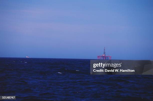 oil rig port stanley, south atlantic - falkland islands stock pictures, royalty-free photos & images