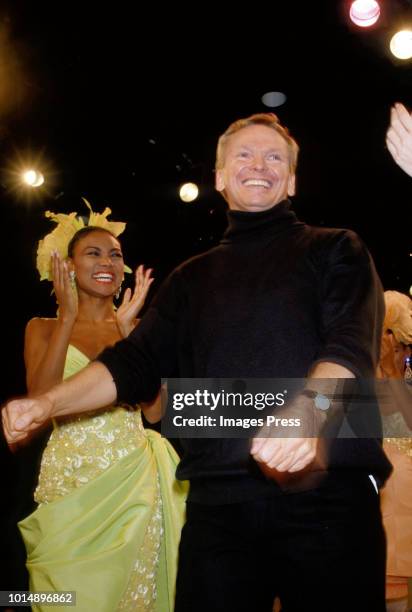 Designer Bob Mackie during New York Fashion Week circa 1987 in New York.