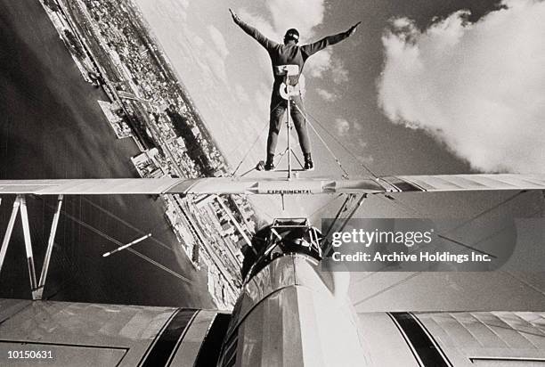 stunts plane - stunts and daredevils stock pictures, royalty-free photos & images