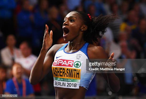 Dina Asher-Smith of Great Britain celebrates winning gold in the Women's 200 metres final during day five of the 24th European Athletics...