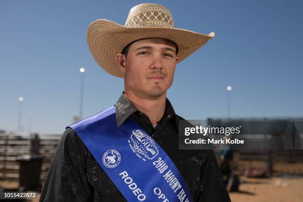 Open Bulls Rodeo Open Bull Riding Photos and Premium High Res Pictures - Getty Images