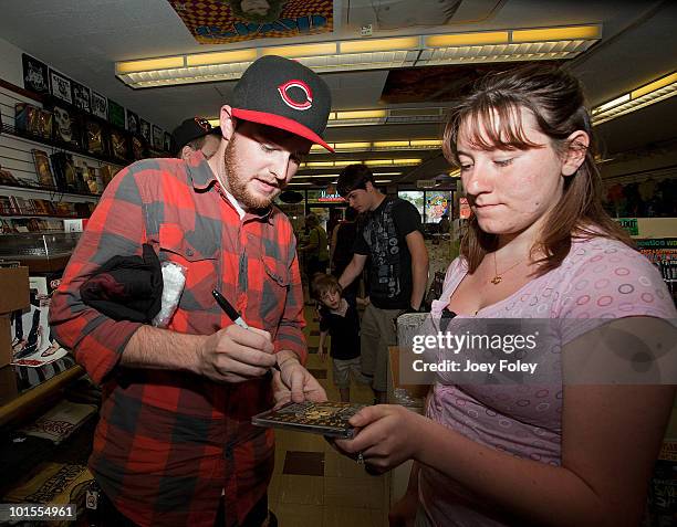 Matthew Ridenour 54 Matt Ridenour Stock Photos, High-Res Pictures, and Images - Getty Images