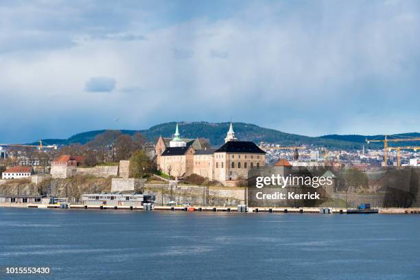 oslo norway - akershus festning - harbor with old castle - akershus festning stock pictures, royalty-free photos & images