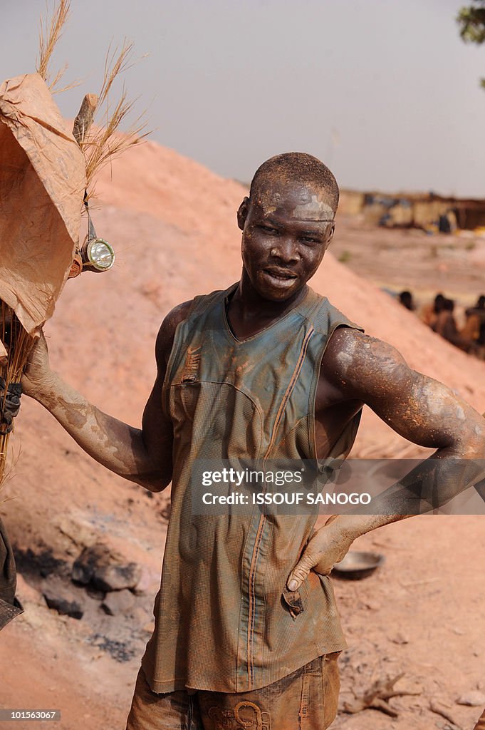 TO GO WITH AFP STORY BY ROMARIC OLLO HIE